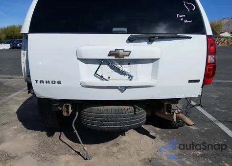 2010 Chevrolet Tahoe Lt z USA, uszkodzony, nr VIN 1GNUKBE01AR234037